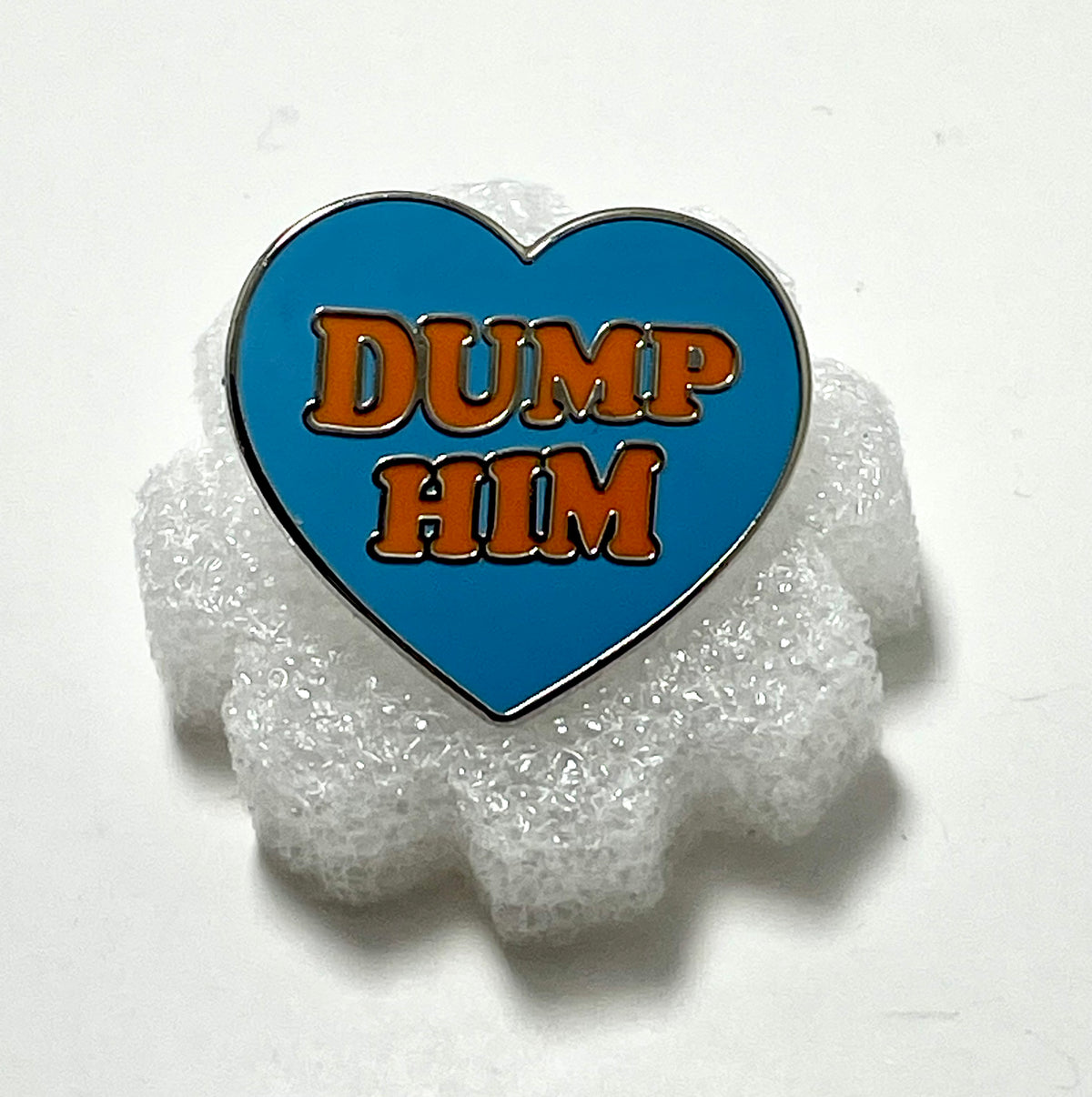 ❤️ Heart "Dump Him" Enamel Pin